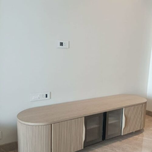 Round Design Wooden Console